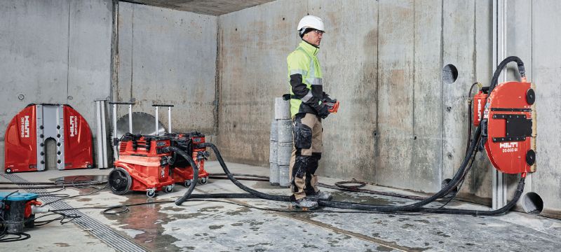 DST 10-CA wall saw Agile electric wall saw with cut Assist automation, wireless remote control and internal e-box for wet and dry wall cutting Applications 1